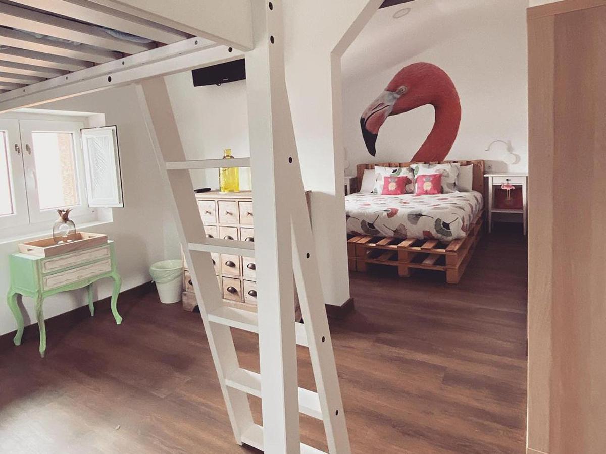 Cocos Surfhouse Hostel San Juan De La Arena ภายนอก รูปภาพ
