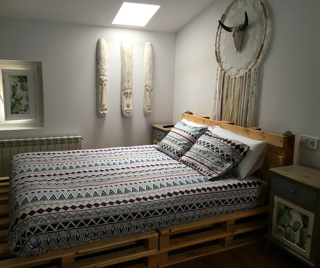 Cocos Surfhouse Hostel San Juan De La Arena ภายนอก รูปภาพ
